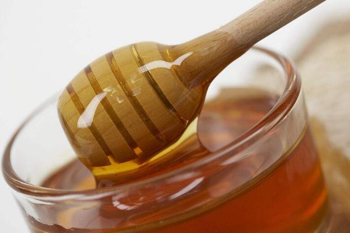常喝蜂蜜水的好处 蜂蜜的七大功效
