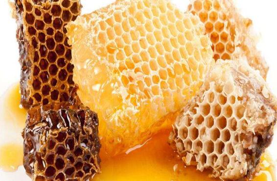 茶叶里面可以加蜂蜜吗_有什么作用？