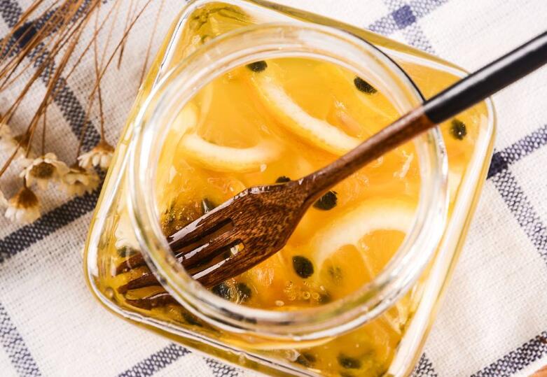 喝蜂蜜柠檬水能不能减肥？怎么制作蜂蜜柠檬水？